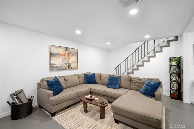 3827 W Avenue 41, Los Angeles, CA 90065