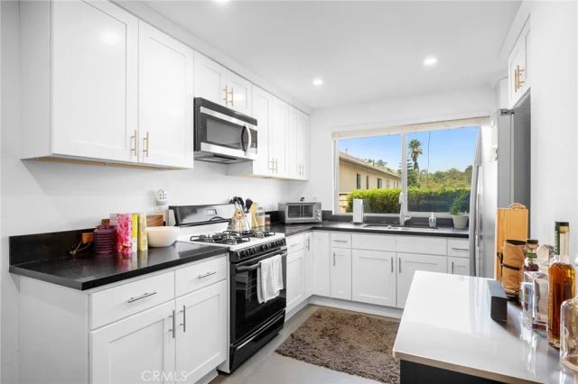 3827 W Avenue 41, Los Angeles, CA 90065