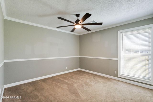 303 National Road, Opelousas, LA 70570