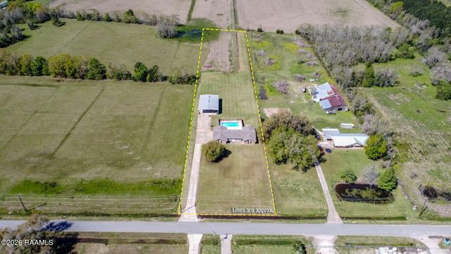 303 National Road, Opelousas, LA 70570