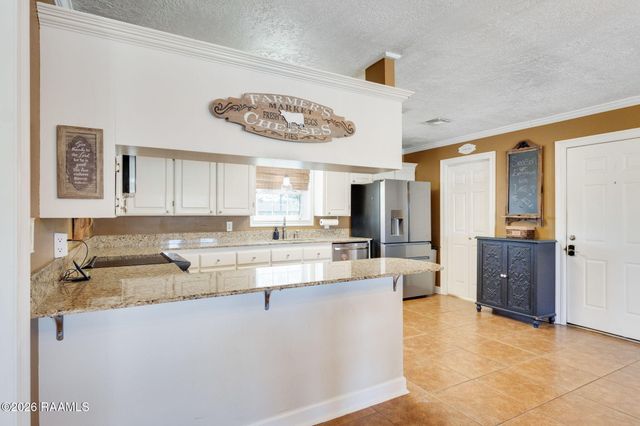 303 National Road, Opelousas, LA 70570