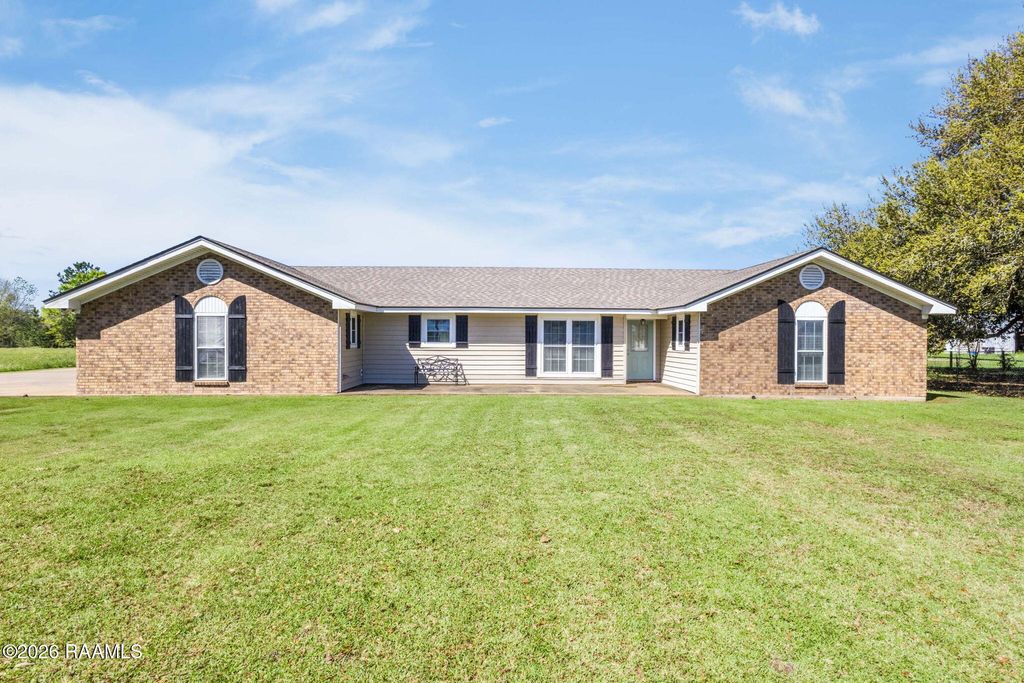 303 National Road, Opelousas, LA 70570