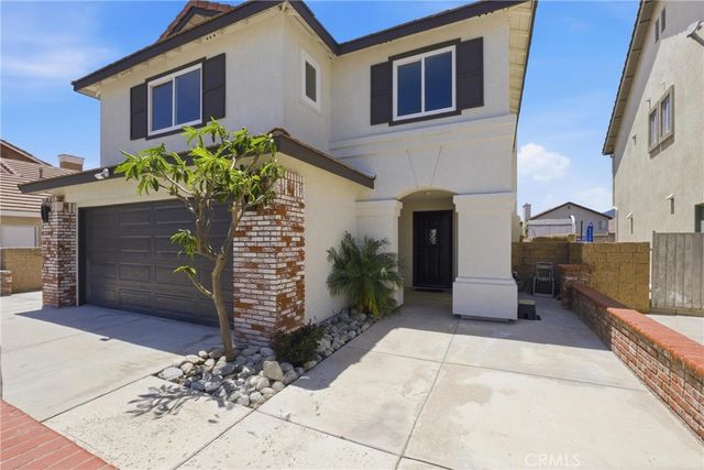 5332 Buckskin Drive, Fontana, CA 92336