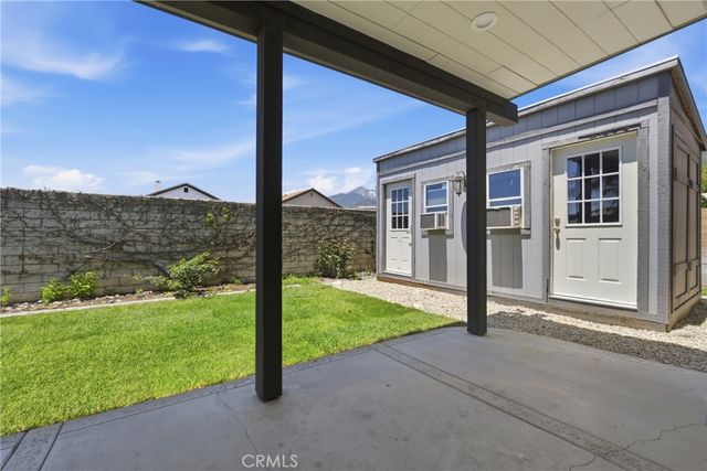 5332 Buckskin Drive, Fontana, CA 92336