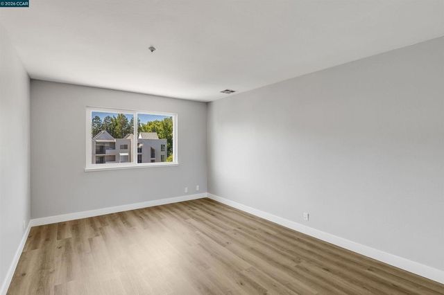 3173 Wayside Plaza 301, Walnut Creek, CA 94597