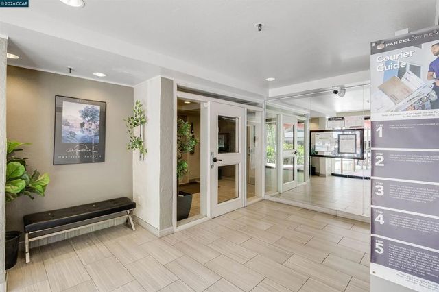 3173 Wayside Plaza 301, Walnut Creek, CA 94597