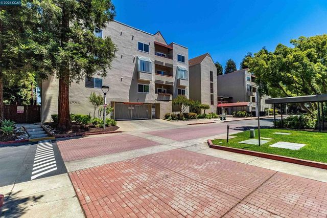 3173 Wayside Plaza 301, Walnut Creek, CA 94597