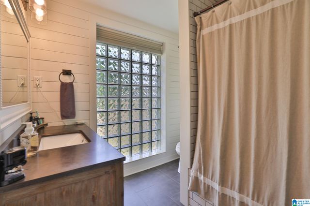 1618 PINE HARBOR ROAD, Pell City, AL 35128