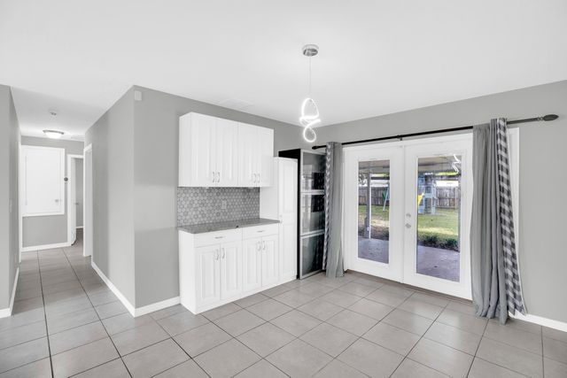 2255 15th Avenue SW, Vero Beach, FL 32962