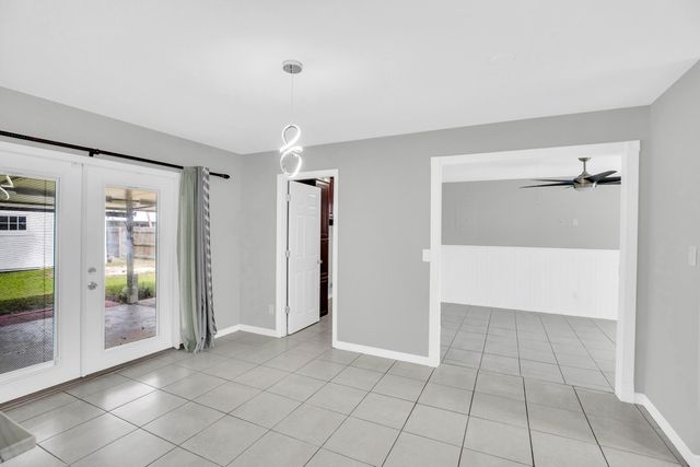 2255 15th Avenue SW, Vero Beach, FL 32962