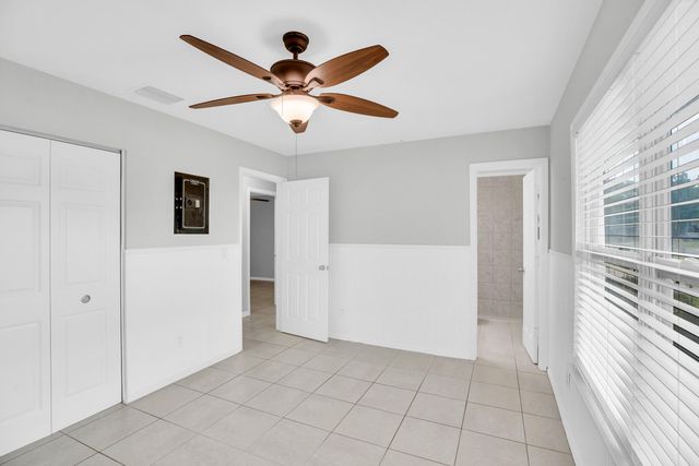 2255 15th Avenue SW, Vero Beach, FL 32962