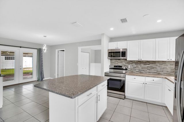 2255 15th Avenue SW, Vero Beach, FL 32962