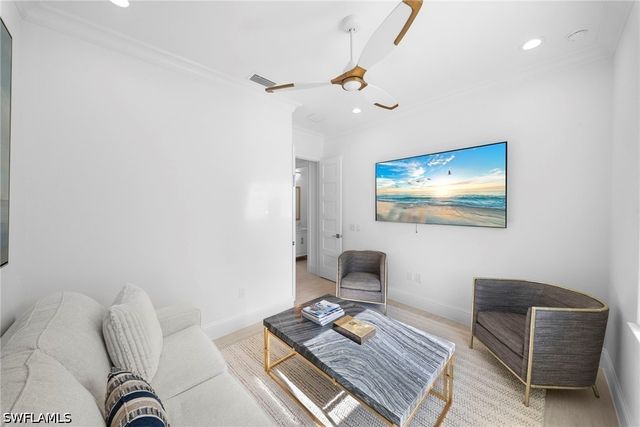 8923 Gustavia CT, Naples, FL 34112