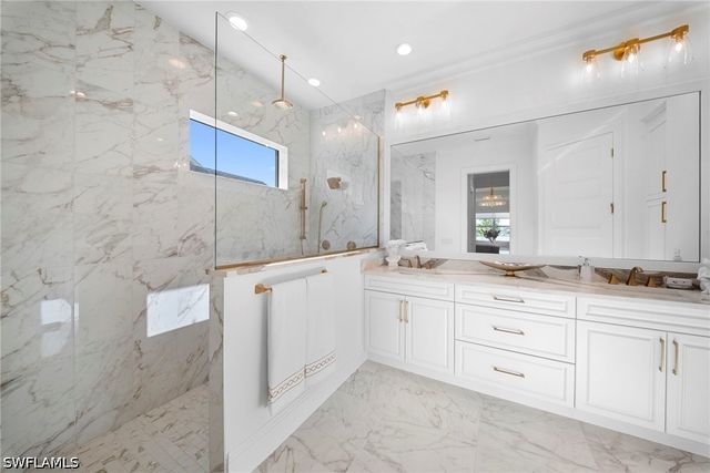 8923 Gustavia CT, Naples, FL 34112