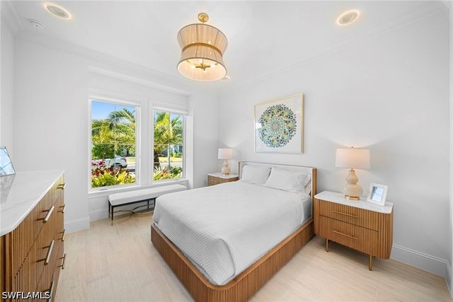 8923 Gustavia CT, Naples, FL 34112