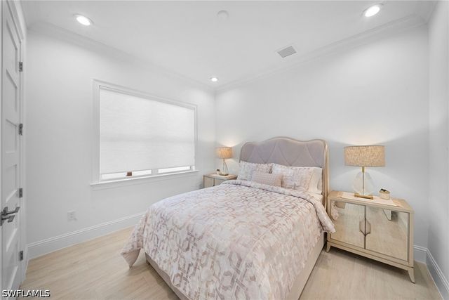 8923 Gustavia CT, Naples, FL 34112