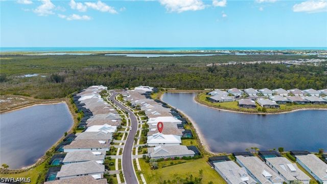 8923 Gustavia CT, Naples, FL 34112