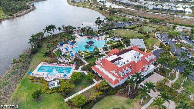 8923 Gustavia CT, Naples, FL 34112