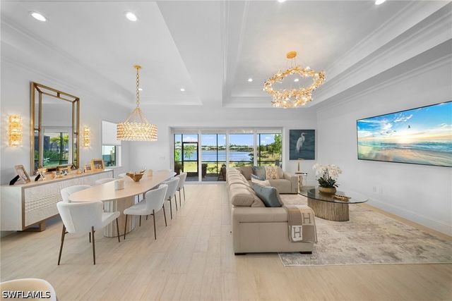 8923 Gustavia CT, Naples, FL 34112