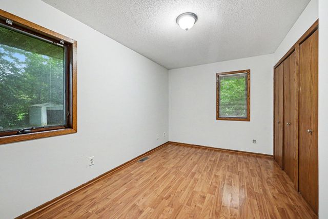 1708 Lydia Avenue W, Roseville, MN 55113