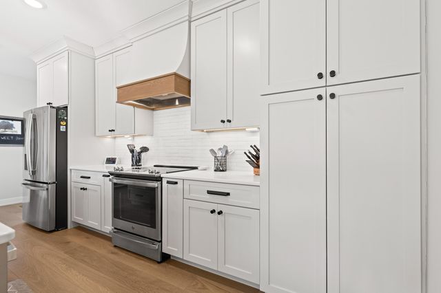 7413 BRACKENHILL DR, Columbia, MO 65203