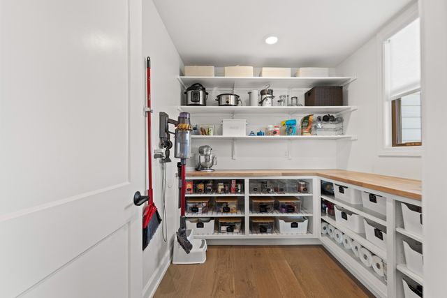 7413 BRACKENHILL DR, Columbia, MO 65203