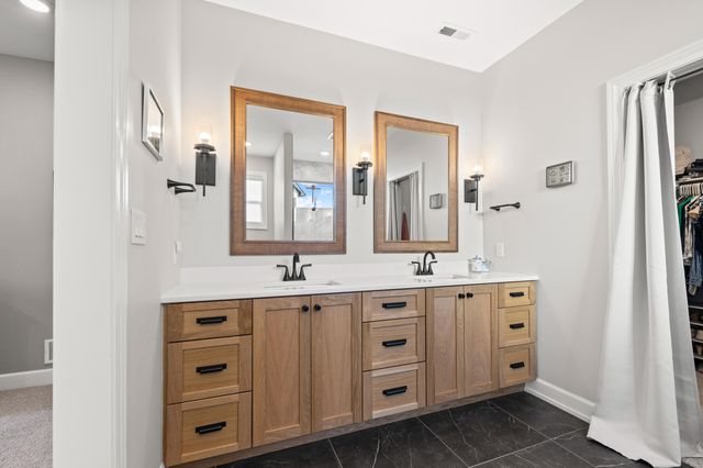 7413 BRACKENHILL DR, Columbia, MO 65203