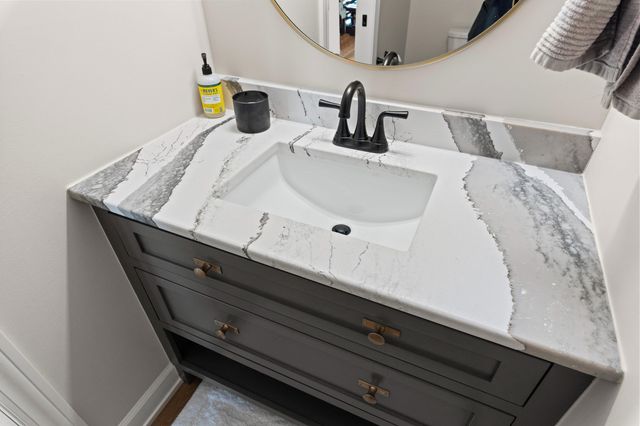 7413 BRACKENHILL DR, Columbia, MO 65203