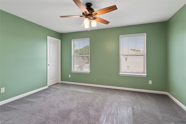 146 Centerpiece Drive, High Point, NC 27265