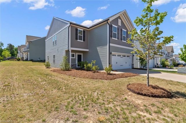 146 Centerpiece Drive, High Point, NC 27265