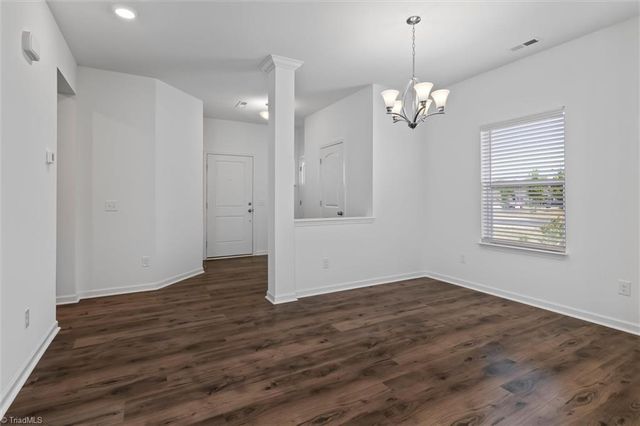146 Centerpiece Drive, High Point, NC 27265