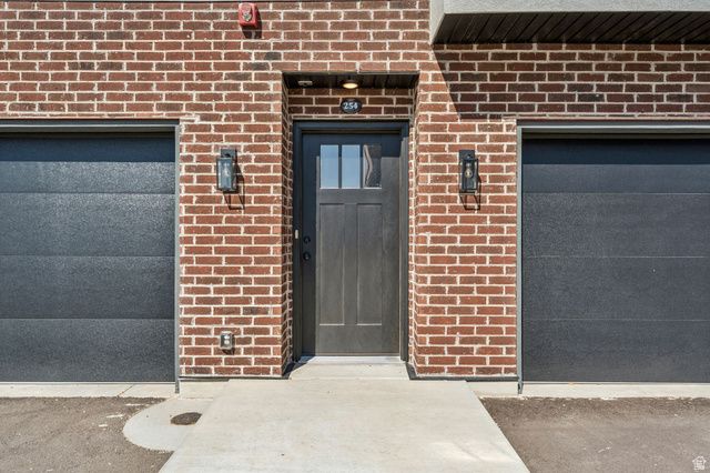 256 N MAIN ST, Bountiful, UT 84010