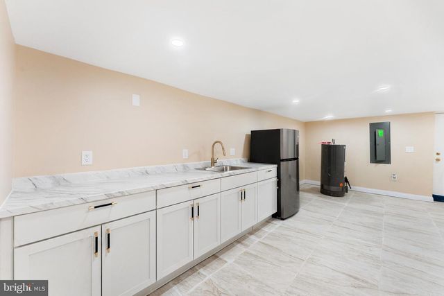 3802 OLD FREDERICK RD, Baltimore, MD 21229