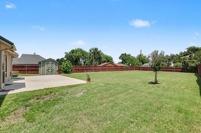200 Hardwicke Lane, Little Elm, TX 75068