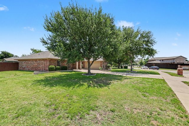 200 Hardwicke Lane, Little Elm, TX 75068