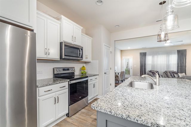 15107 Meacham Farm Drive, Huntersville, NC 28078