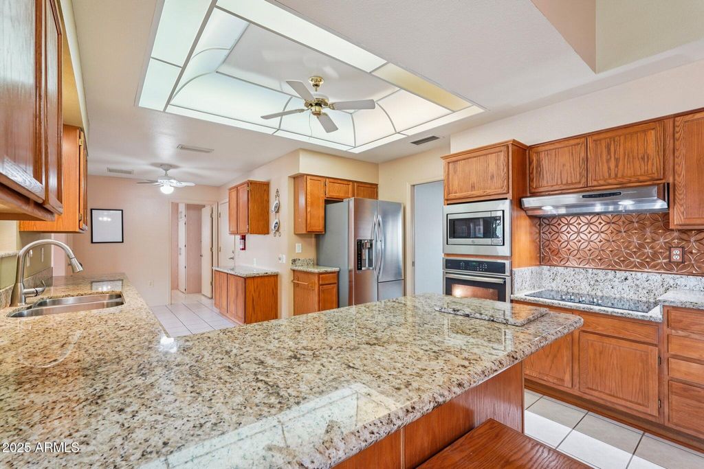 12739 W CRYSTAL LAKE Drive, Sun City West, AZ 85375 — exterior