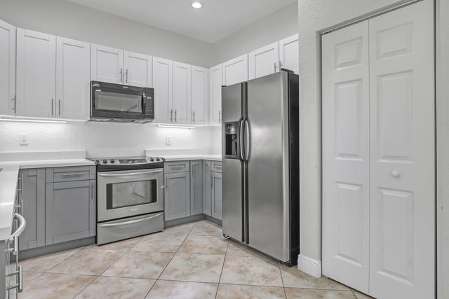 10585 COCOBOLO Way, Boynton Beach, FL 33437