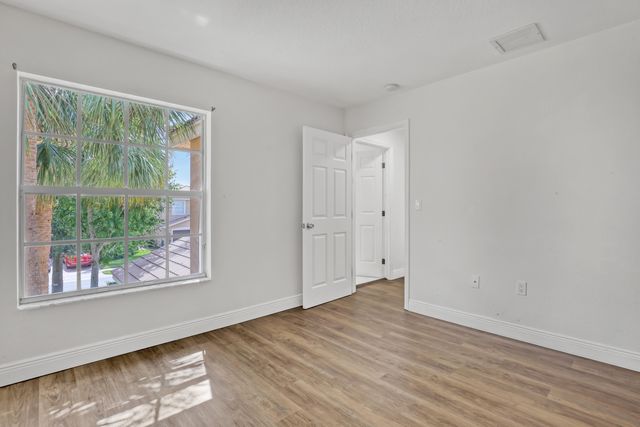 10585 COCOBOLO Way, Boynton Beach, FL 33437