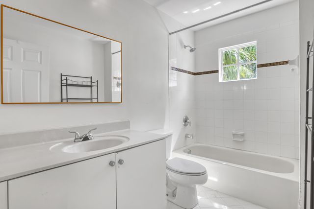 10585 COCOBOLO Way, Boynton Beach, FL 33437