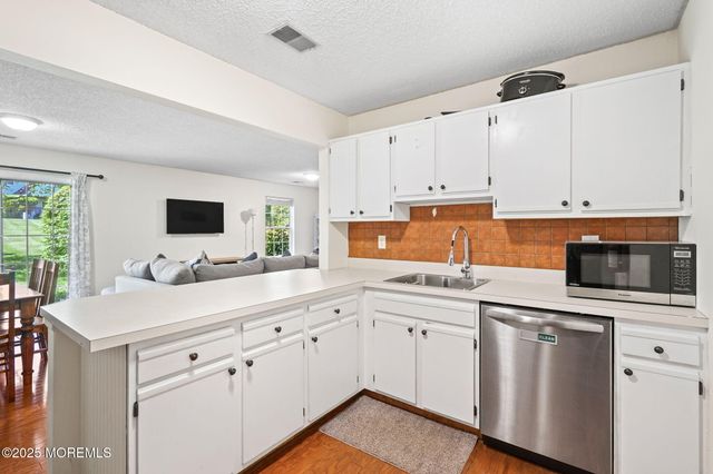 3 Boise Court, Tinton Falls, NJ 07712