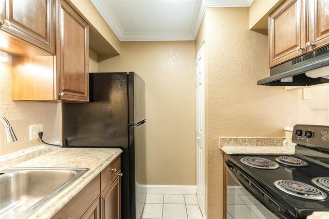 102 OAK CREST DRIVE NW 106, Winter Haven, FL 33881