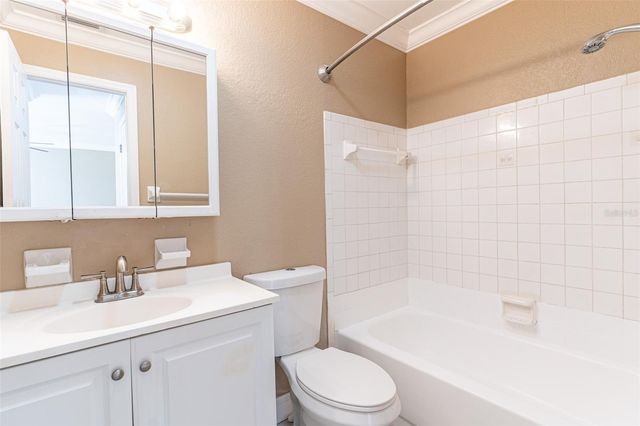 102 OAK CREST DRIVE NW 106, Winter Haven, FL 33881