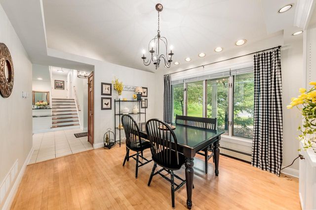 19555 Benington DRIVE, Brookfield, WI 53045