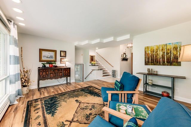 19555 Benington DRIVE, Brookfield, WI 53045