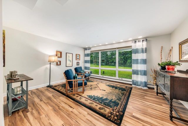 19555 Benington DRIVE, Brookfield, WI 53045