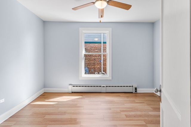 7424 W 57th Place, Summit, IL 60501