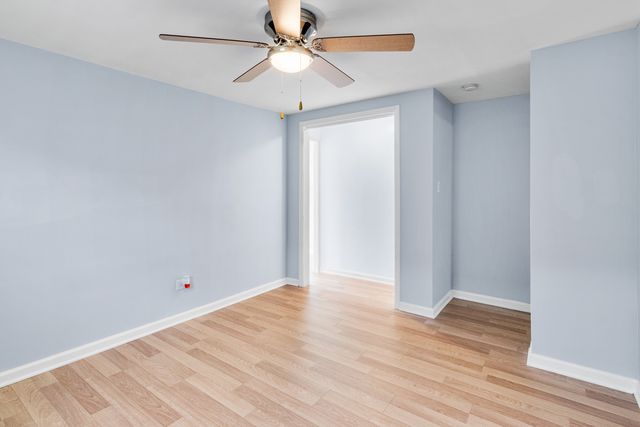 7424 W 57th Place, Summit, IL 60501