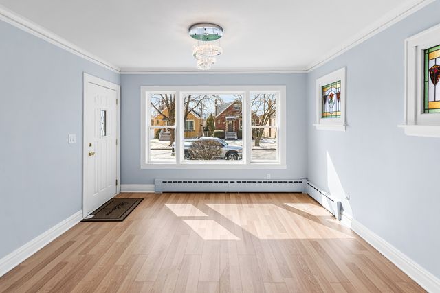 7424 W 57th Place, Summit, IL 60501