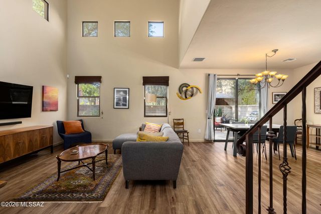 263 E Croydon Park Road, Tucson, AZ 85704